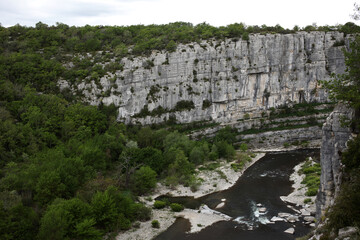 Cirque de gens - Pradons - Ardeche - France