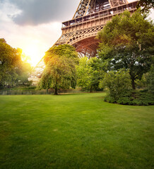 Partial view of Eiffel tower.