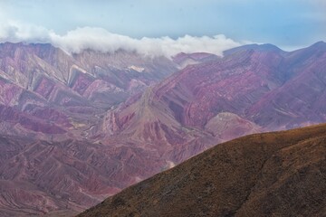 Cerro de los 14 colores en jujuy