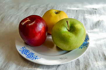 apples on a plate