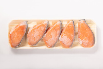 冷凍　塩銀さけ　（チリ産　養殖）（宮城県加工）