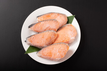 冷凍　塩銀さけ　（チリ産　養殖）（宮城県加工）