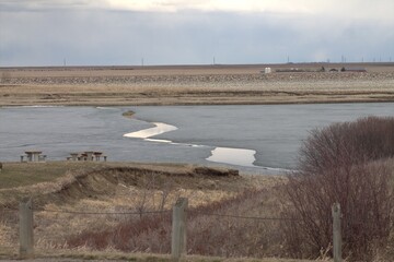 zig-zag  thawing river