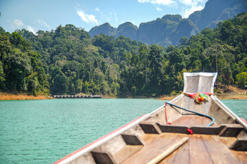Stausee Thailand Khao Sok mit dem Boot