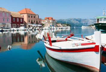 Stari Grad waterfront Croatia - obrazy, fototapety, plakaty