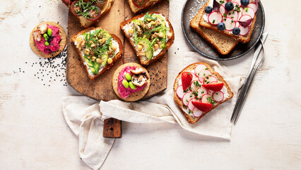 Healthy toasts for breakfast or lunch. Clean eating.
