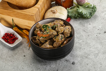 Chicken liver in cream sauce