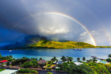 Seascape with double rainbow Moorea in French Polynesia, Pacific Ocean - obrazy, fototapety, plakaty