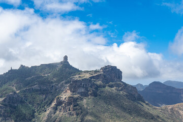 Naklejka premium Beautiful landscape of Roque Nublo with fog from a viewpoint. Gran Canaria, Spain