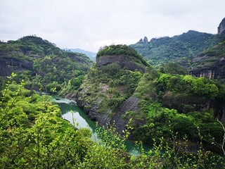 Fototapeta na wymiar Nature landscape of the Wuyi Shanmai Mountain range in China