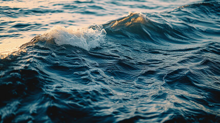 Obraz premium Gentle Waves at Sunset
