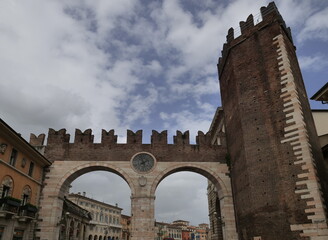 Porta Nuova entrance in Bra square, Verona, Veneto, Italy