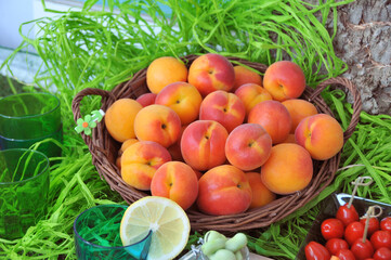Panier d'abricots