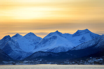 View at the winter mountains near Molde (More og Romsdal, Norway). - 781468125