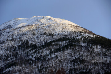 Winter mountains near Gamlem (More og Romsdal, Norway). - 781469153