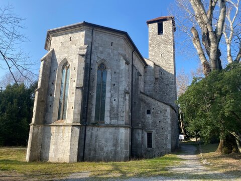 Duino Aurisina (Trieste) - Chiesa di San Giovanni in Tuba