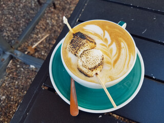latte with marshmallows 