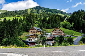 Alpenhäuser