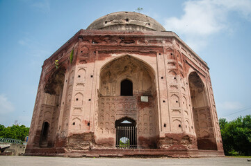 Tomb of Khan-e-Jahan Zafar Jang Kokaltash in Lahore Pakistan, historical place, a world heritage - obrazy, fototapety, plakaty