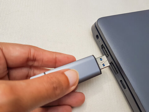 Card Reader OTG Type-C USB 3.0 2in1 for all types of smartphones with type-C connectors and USB connectors on white background