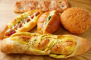 菓子パン 惣菜パン