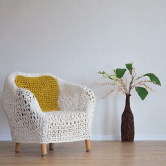Proste, minimalistyczne wnętrze eko z fotelem tapicerowanym buklą lub tkaniną wełnianą o grubym splocie