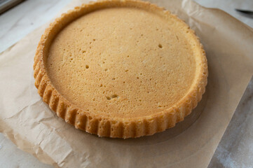 Sponge cake base for making german fruitcake
