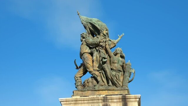 Vittoriano monumen 'Action bronze group in Rome, Italy
