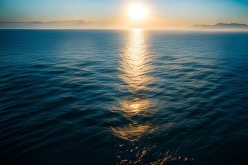 Obraz premium sea with sun reflections