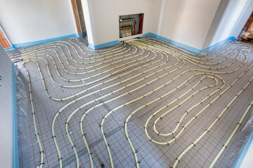  underfloor heating system in construction of new built residential home - 782179310