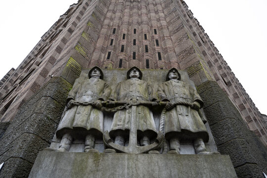 De Bazel listed historic building, sculpture of the exterior of the building, Vijzelstraat, Amsterdam, Netherlands