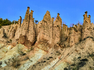 Djavolja varos (Devil's town), a rock formation consisting of about 200 earth pyramids or 