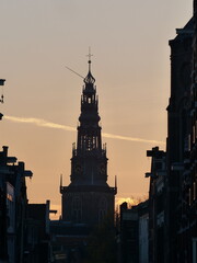 Clocher église silhouette coucher de soleil Amsterdam Pays-Bas