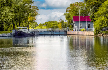 Fototapeta na wymiar Fox River Lock And Canal At De Pere, Wisconsin