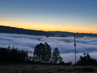 Brumas y nieblas en la montaña de Lugo, Galicia