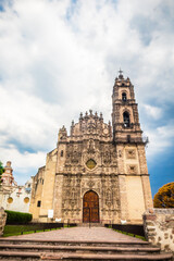 Fototapeta na wymiar Templo de san francisco javier, church with baroque architecture in tepotzotlan state of mexico