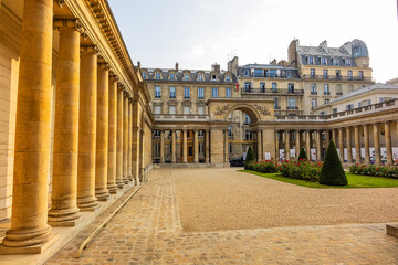 Palace of Legion of Honor (Palais de la Legion d'Honneur) in historic building known as Hotel de Salm (1787). Paris, France. - 782540916