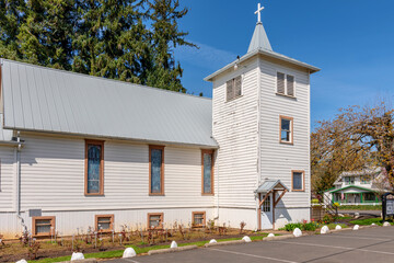 Pleasant home country church Oregon.