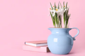 Foto op Canvas Jug with beautiful white crocus flowers on pink background © Pixel-Shot