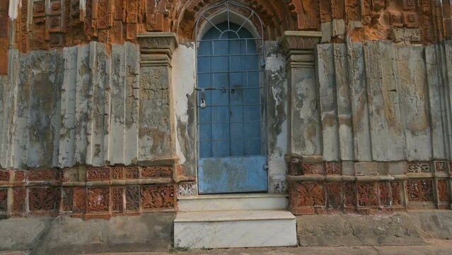 Famous Antpur Radhagovindjiu temple with crafted wood and exquisite terracotta carvings depicting stories from all 18 puranas. Here Swami Vivekananda took monastic vows in 1886, West Bengal, India