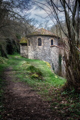 Fototapeta premium Chapelle Notre Dame de Pitié à Peyrusse le Roc