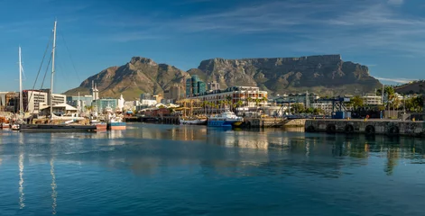 Papier Peint photo autocollant Montagne de la Table Victoria and Albert Waterfront, Cape Town, South Africa
