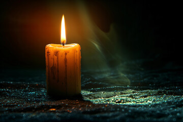 Single white burning candle on black background - obrazy, fototapety, plakaty