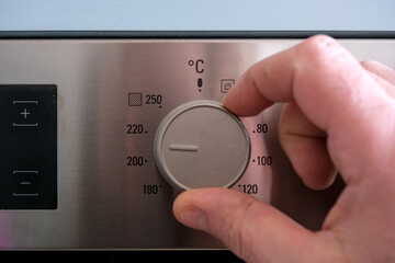 A closer look at setting oven functions