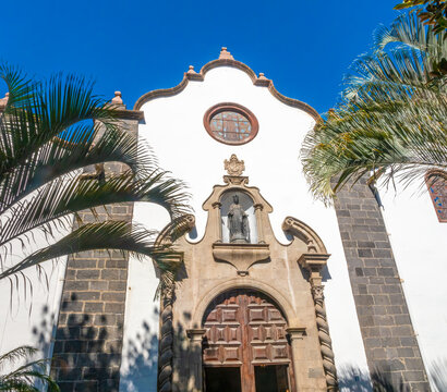The beautiful baroque façade of St. Francis Church (Iglesia de San Francisco), Santa Cruz de Tenerife, Tenerife, Spain
