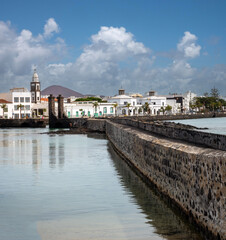 Stone bridge conecting the old town of Arrecife with San Gabriel Castle, Lanzarote, Canary Islands, Spain