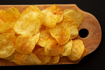 Crunchy Potato Chips Ready to Eat - 783095759