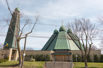 Fototapeta premium facade and sign of Holy Eucharist Ukrainian Catholic Church located at 515 Broadview Avenue in Toronto, Canada