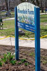 Obraz premium city of Toronto park sign at Riverdale Farm