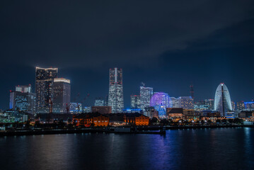 横浜港大さん橋から見たみなとみらいの夜景　神奈川県横浜市みなとみらい